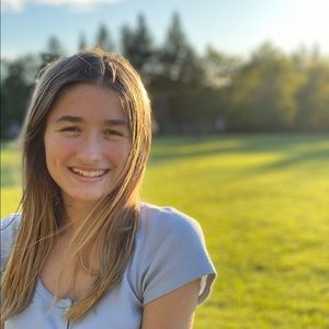 Meet your Posher, Emilia